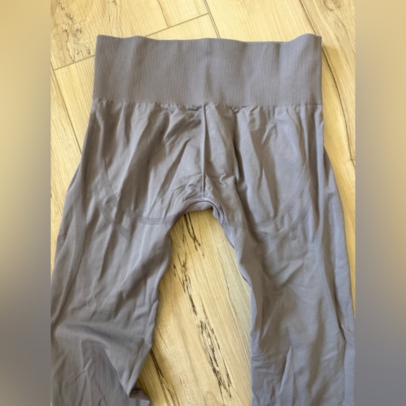 Gymshark Set - Picture 8 of 10